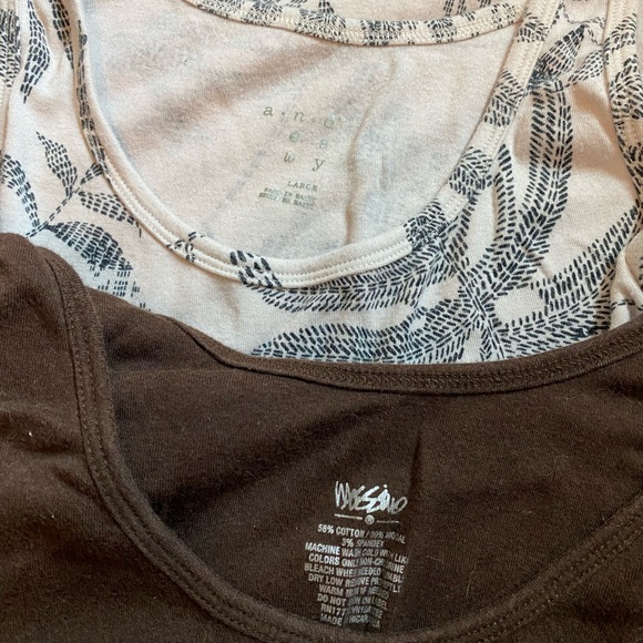 Tank Top Set of 4 - Picture 3 of 4